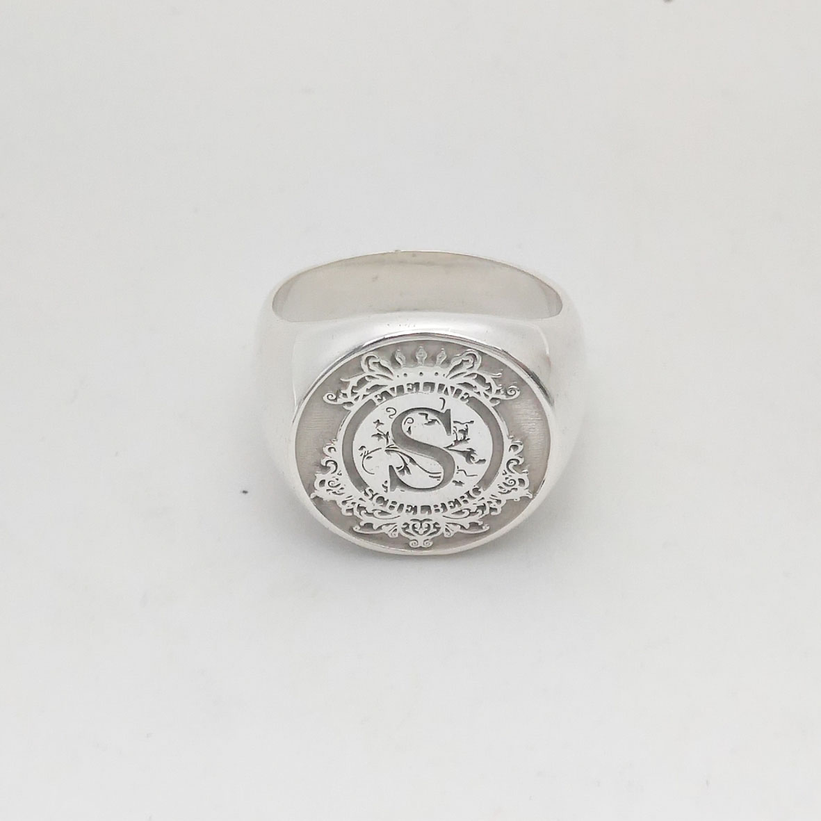 Custom Engraved 17mm Round Top - Mens Signet Ring 评论和价格