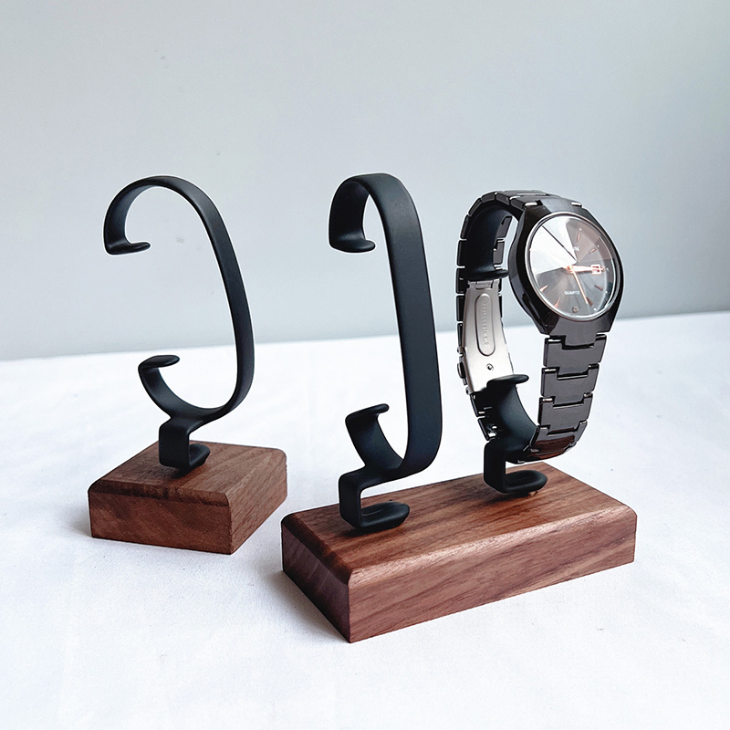 Wooden C‑Shaped Watch Holder,  - Jewelry And Watches Inc 评论和价格