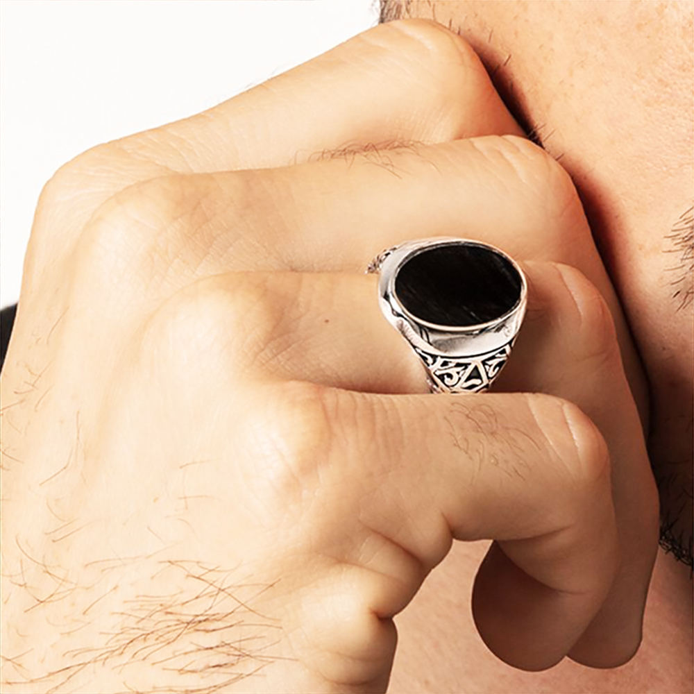 Black Oval Signet Ring Europe  - Mens Signet Ring 评论和价格