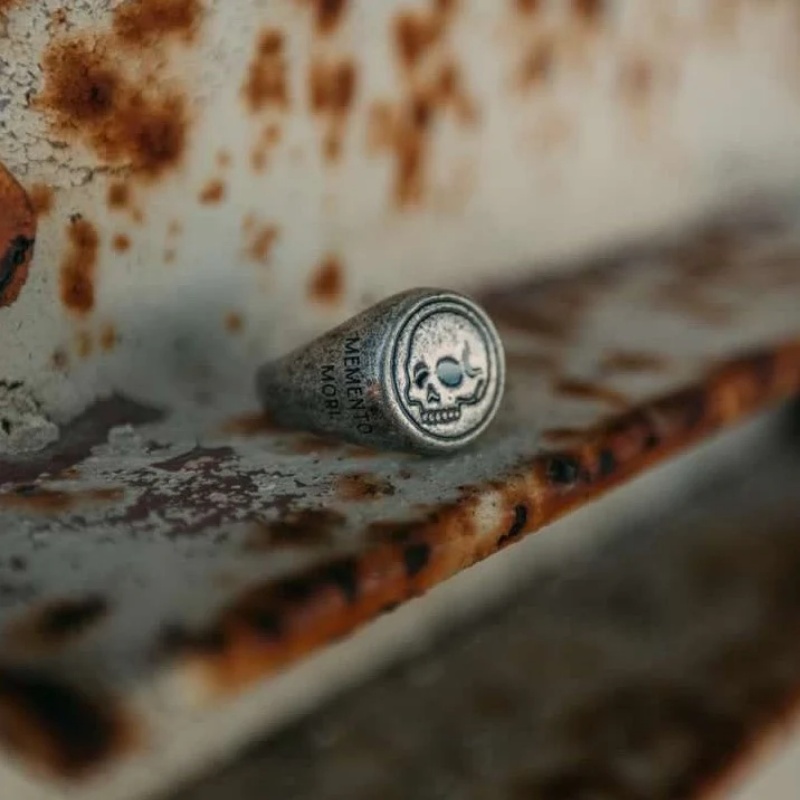 2025 Memento Mori Vintage New  - Mens Signet Ring 评论和价格