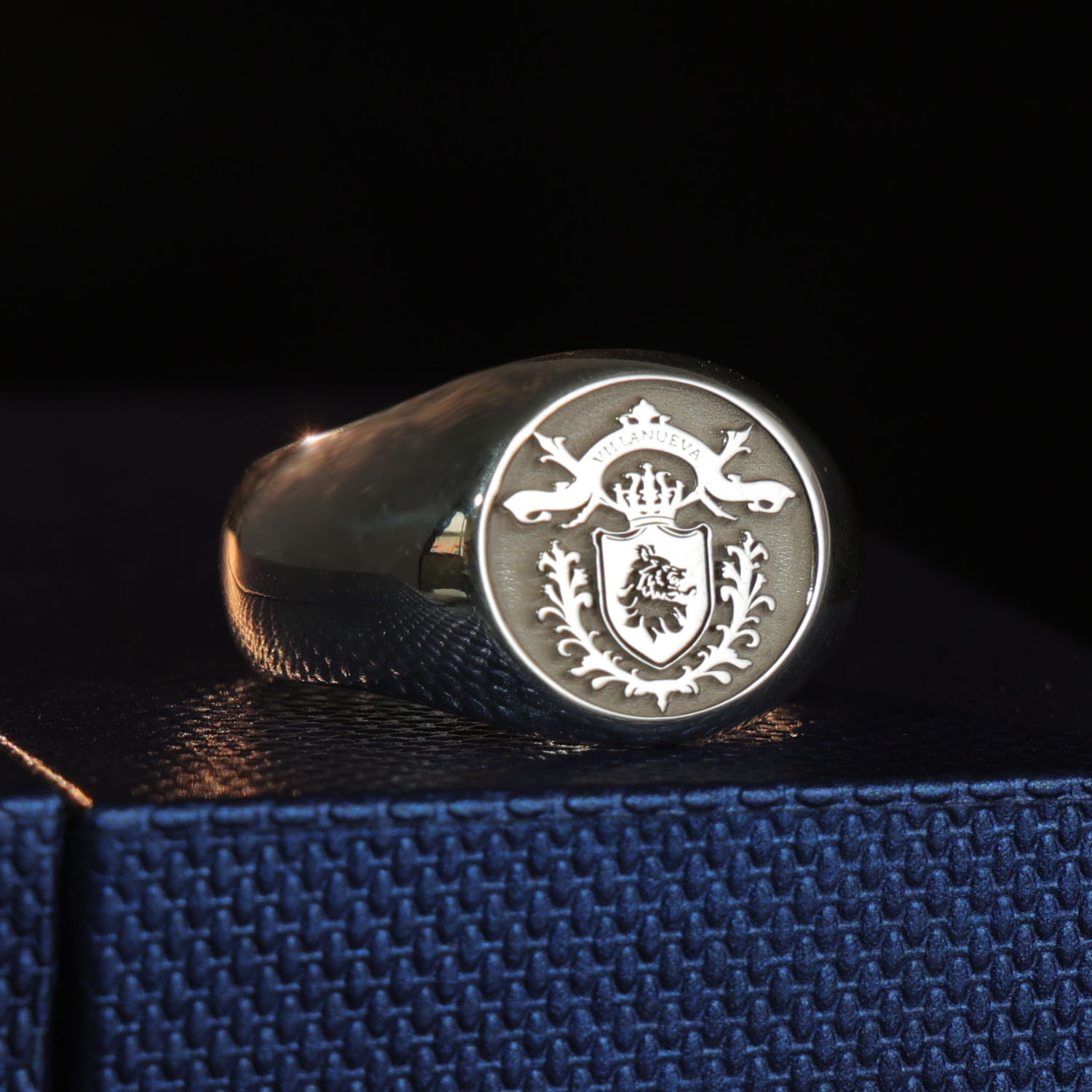 17mm Round 925 Solid Silver Me - Mens Signet Ring 评论和价格